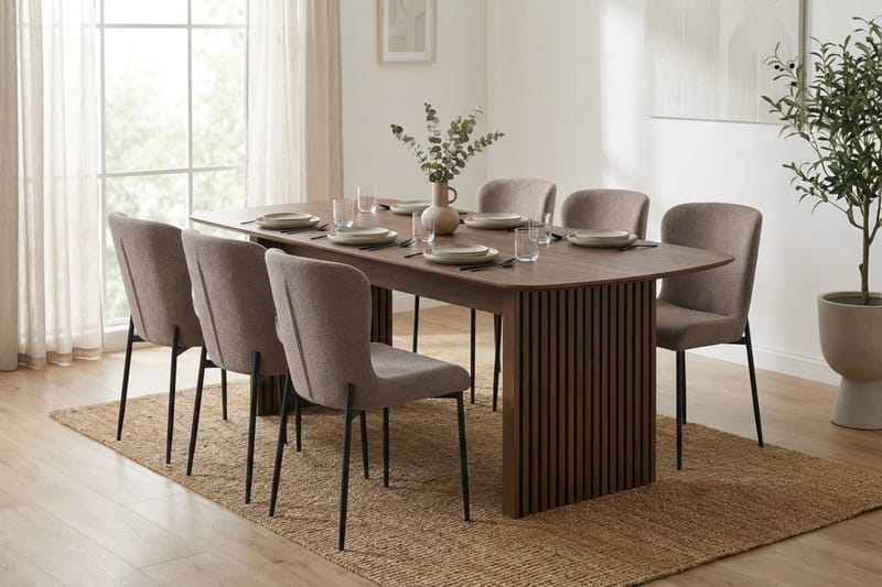 Richeto Matgrupp Rökt Ek 210 cm med 6 Elsie Matstolar - Rökt ek/Grå - Products - Möbler - Bord & matgrupp - Matgrupp