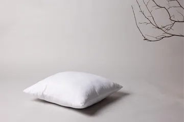 Clara Inner cushion - Vit - Products - Textil & mattor - Sängkläder - Sovkudde - Innerkudde & huvudkudde