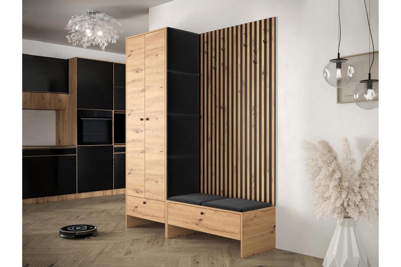 Dunvegan Highboard Black - Products - Förvaring - Skåp - Förvaringsskåp