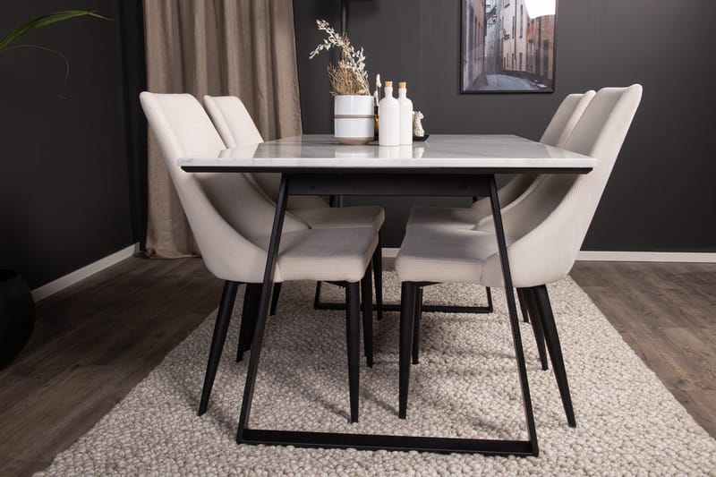 Estelle Matgrupp 140 cm Rektangulär med 4 Leone stolar - Svart - Products - Möbler - Bord & matgrupp - Matgrupp