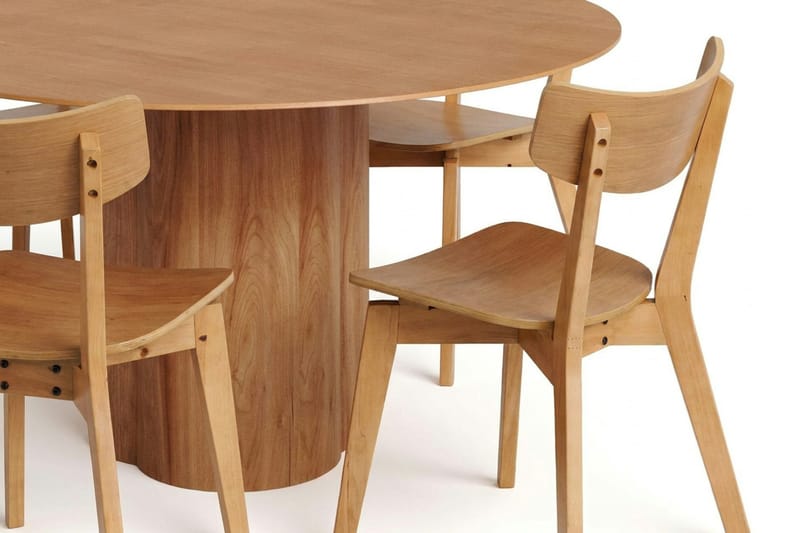 Juno Matgrupp 150 cm runt i Ek med 6 Amelia Matstolar - Ek - Products - Möbler - Bord & matgrupp - Matgrupp