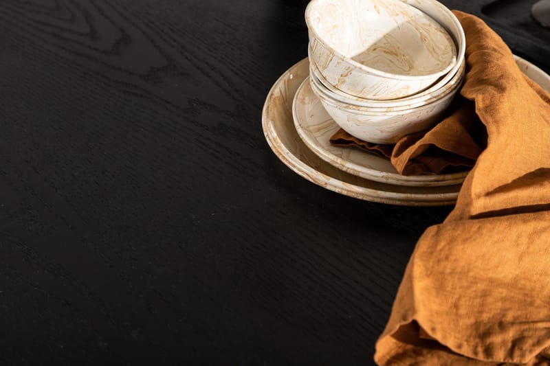 Olivia Matbord 110 cm Runt - Svart - Products - Möbler - Bord & matgrupp - Soffbord