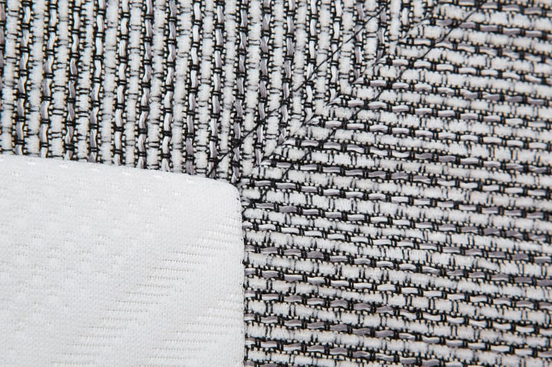 Charleston Kontinentalsäng 140x200 Fast Polyeterskum - Ljusgrå - Products - Möbler - Säng - Kontinentalsäng