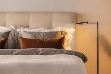 Oslo Lyx Kontinentalsäng 160x200 cm - Beige - Products - Möbler - Säng - Kontinentalsäng