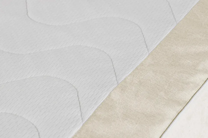 Princess Kontinentalsäng 140x200cm - Beige/Sammet - Products - Möbler - Säng - Kontinentalsäng