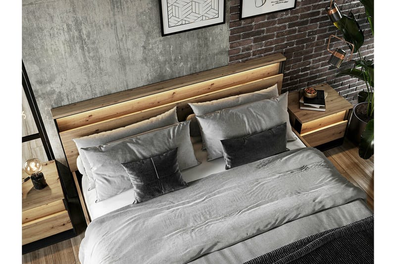 Rathmore Sängram 180x200 cm Black - Products - Möbler - Säng - Sängram & sängstomme