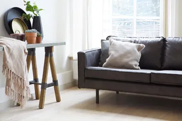 Lissbon 3-sits Soffa - Svart - Products - Möbler - Soffa - Skinnsoffa