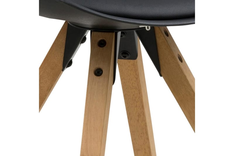 Andros Matstol & köksstol med träben - Svart - Products - Möbler - Fåtölj & stolar - Matstol & köksstol