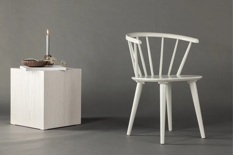 Bobby Karmstol - Ljusgrå - Products - Möbler - Fåtölj & stolar - Karmstol