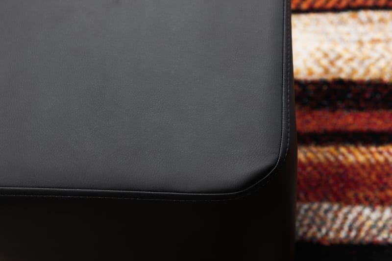 Square Pall Läder - Svart - Products - Möbler - Fåtölj & stolar - Pall & puff - Sittpuff