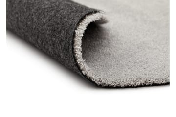 Feel Matta 120 Rund - Silver - Products - Textil & mattor - Matta - Modern matta - Ryamatta