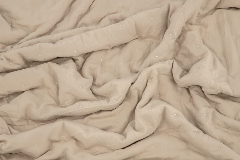 Sally Överkast 260x260 cm - Beige - Products - Textil & mattor - Sängkläder - Överkast - Överkast dubbelsäng