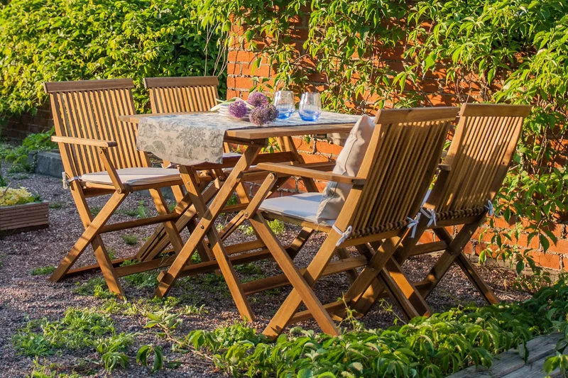 Finlay Matgrupp Utomhus 110x75 cm + 4 Utestolar - Akacia - Products - Utemöbler & utemiljö - Utegrupp - Matgrupp utomhus
