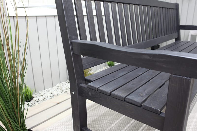 Rimforsa Utesoffa - Kaffesvart - Products - Utemöbler & utemiljö - Utesoffa - Trädgårdsbänk & utebänk