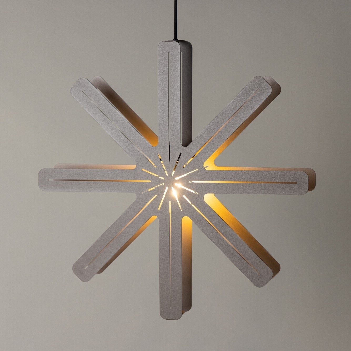 Säfsen Advent Star Taklampe 60 cm - Sort/Mocca Säfsen Advent Star Taklampe 60 cm - Sort/Mocca