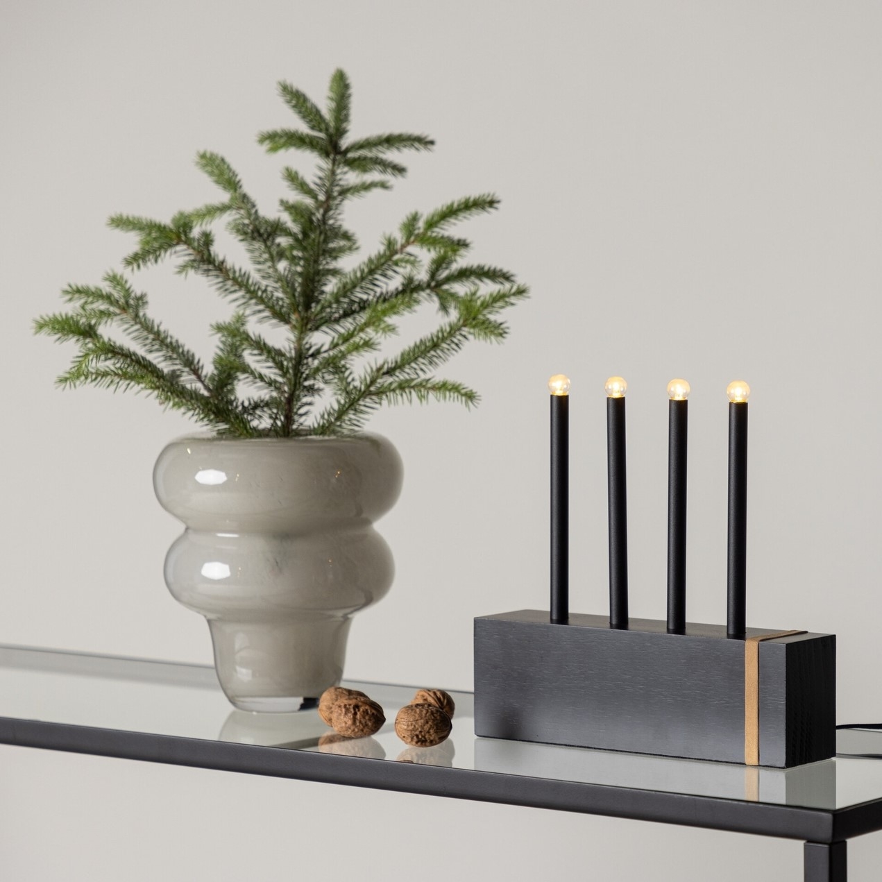 Fjällberget lysestake - Sort/Gull Fjällberget lysestake - Sort/Gull