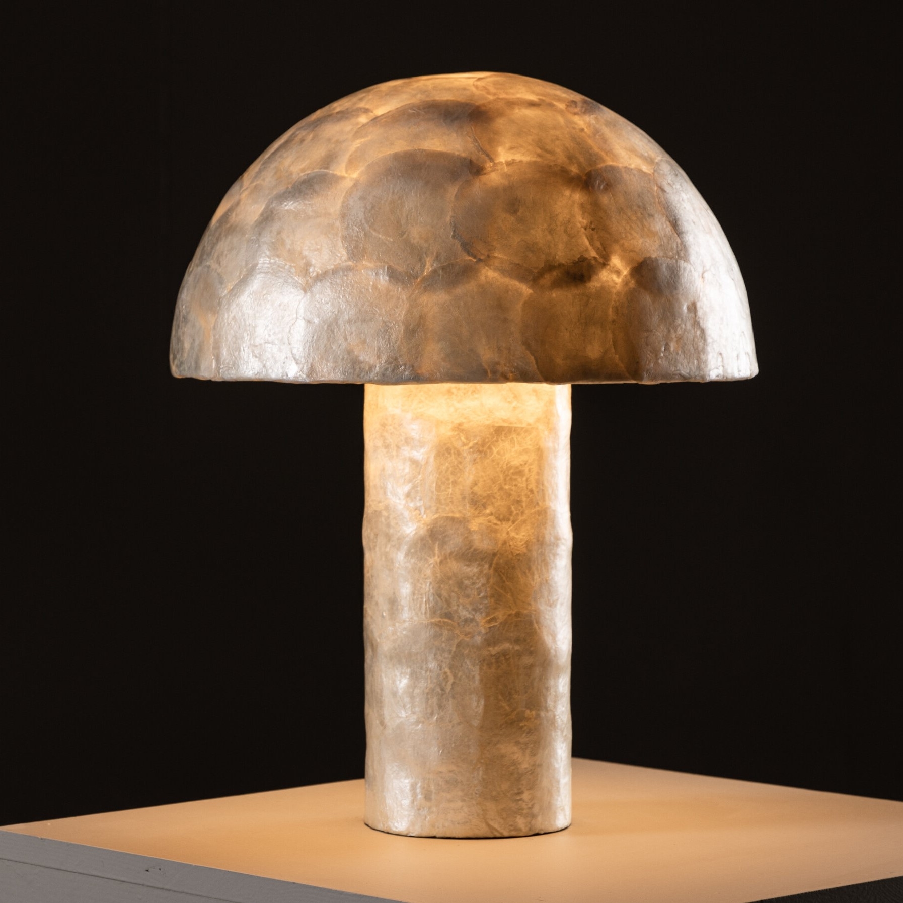 Lindön bordlampe - Lys grå Lindön bordlampe - Lys grå