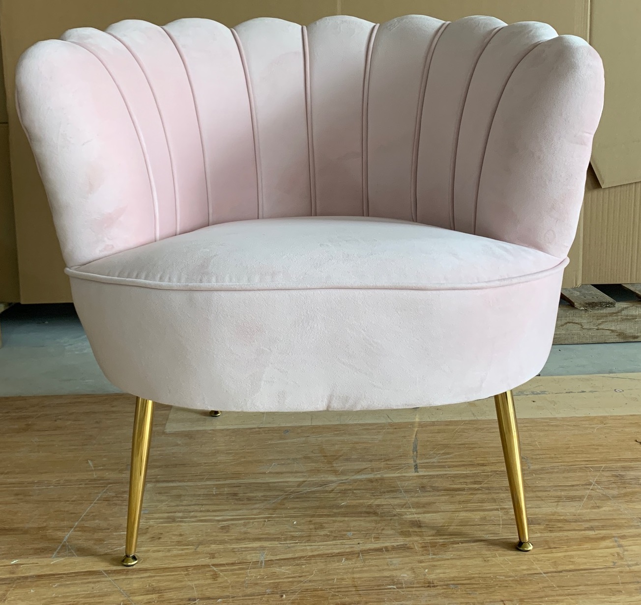 Snäckan lenestol - Rosa fløyel / Messing Snäckan lenestol - Rosa fløyel / Messing
