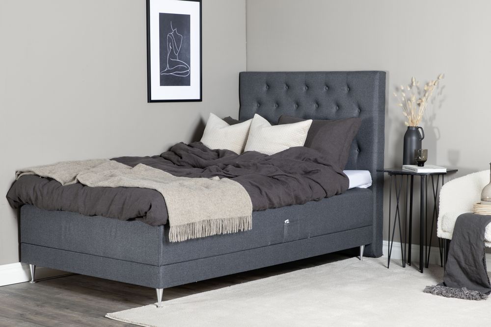 Vansbro justerbar kontinentalseng 120 cm inkl hodegjerde Furuvik - Valgfri farge! Vansbro justerbar kontinentalseng 120 cm inkl hodegjerde Furuvik - Valgfri farge!