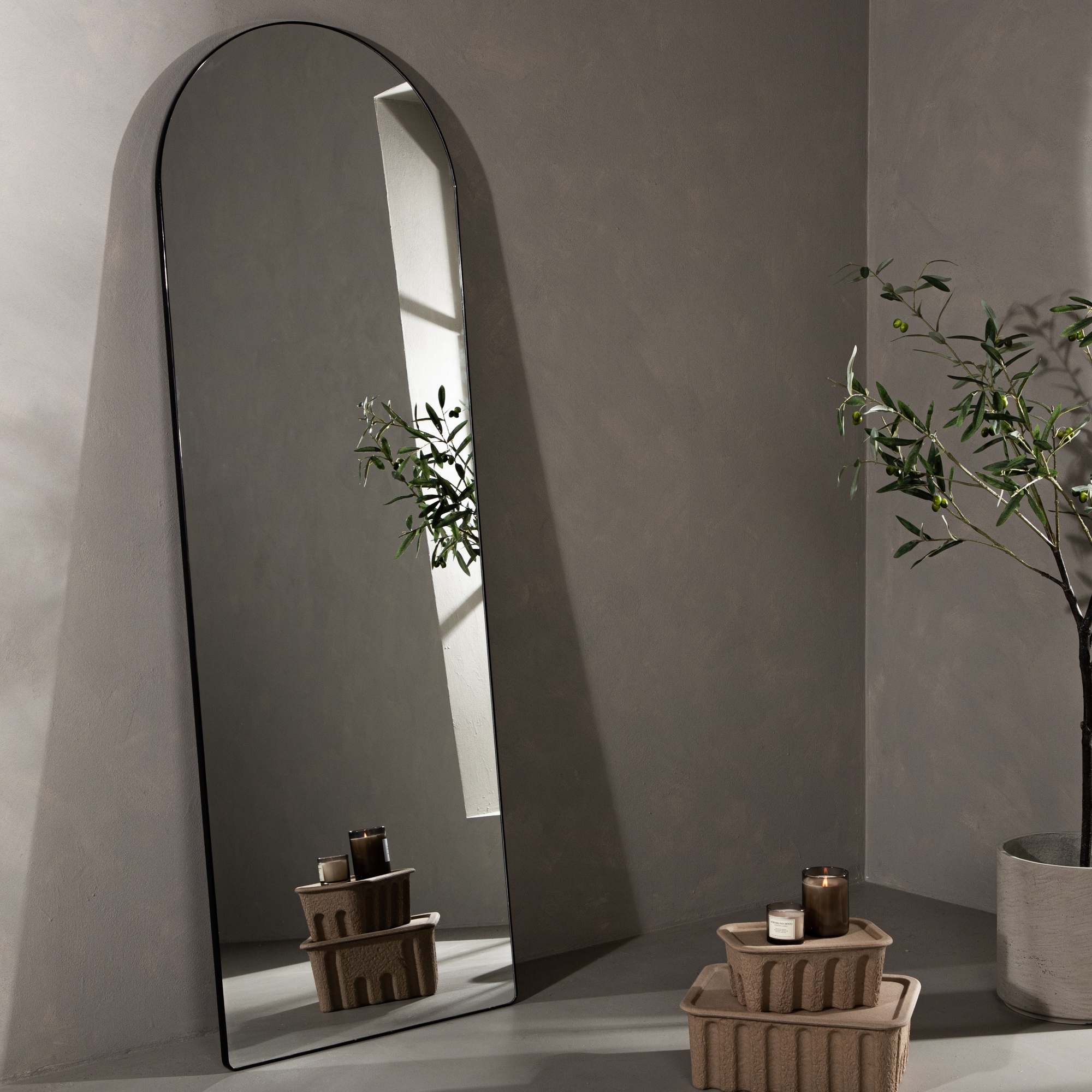 Helfigursspeil 193 cm - Sarasota + Rengjøring av glass og krystall Helfigursspeil 193 cm - Sarasota + Rengjøring av glass og krystall