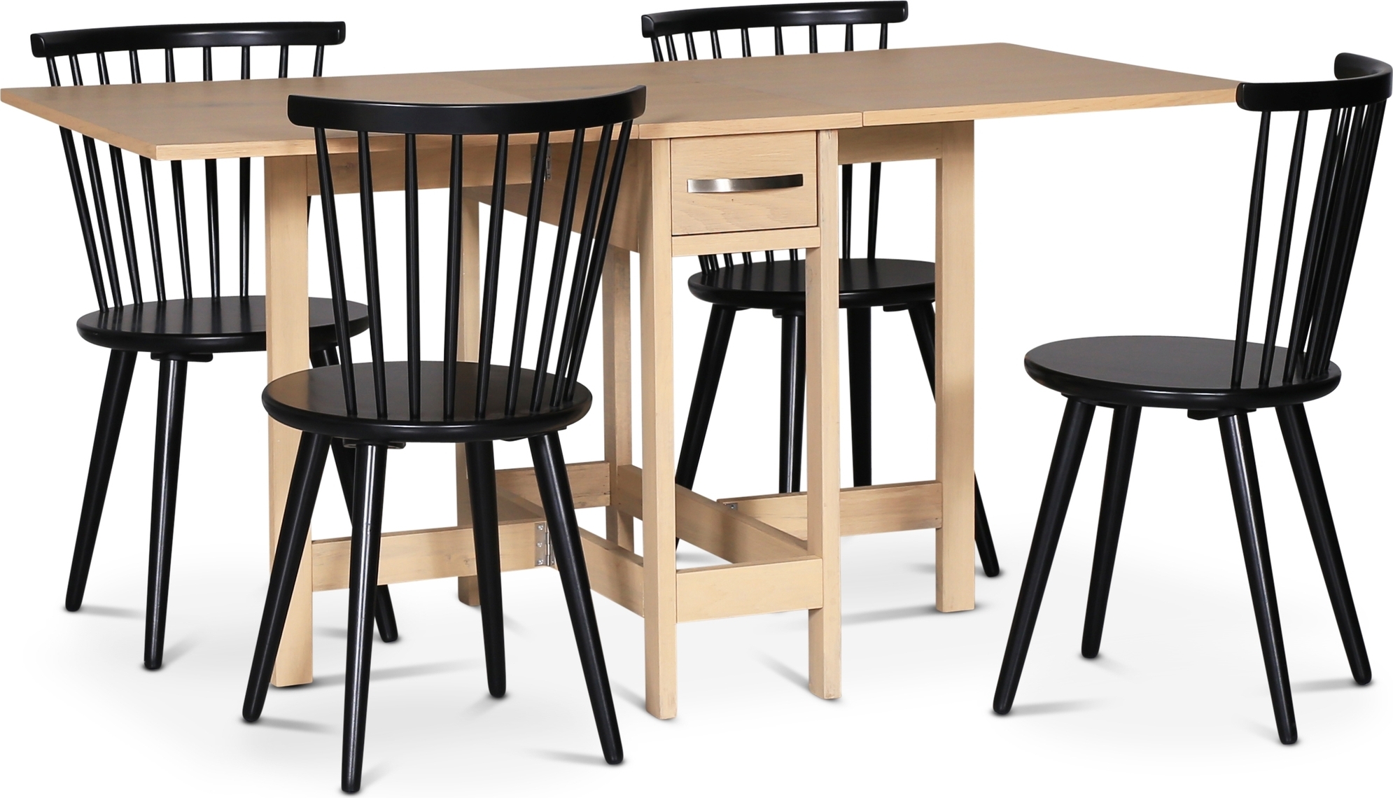 F�r� spisegruppe; F�r� klaffbord i whitewash med 4 svarte Castor pinnestoler + 3.00 x M�belf�tter