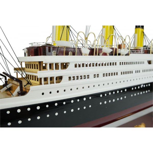 Modellbåt Titanic - 80 cm Modellbåt Titanic - 80 cm