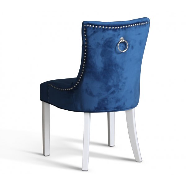 Dalsland spisegruppe: Rundt bord i Eik/Hvit med 4 Blå Tuva stoler Dalsland spisegruppe: Rundt bord i Eik/Hvit med 4 Blå Tuva stoler