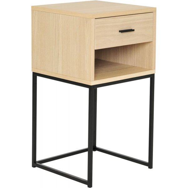 Domino nattbord med hylle - Hvitpigmentert eikefiner Domino nattbord med hylle - Hvitpigmentert eikefiner