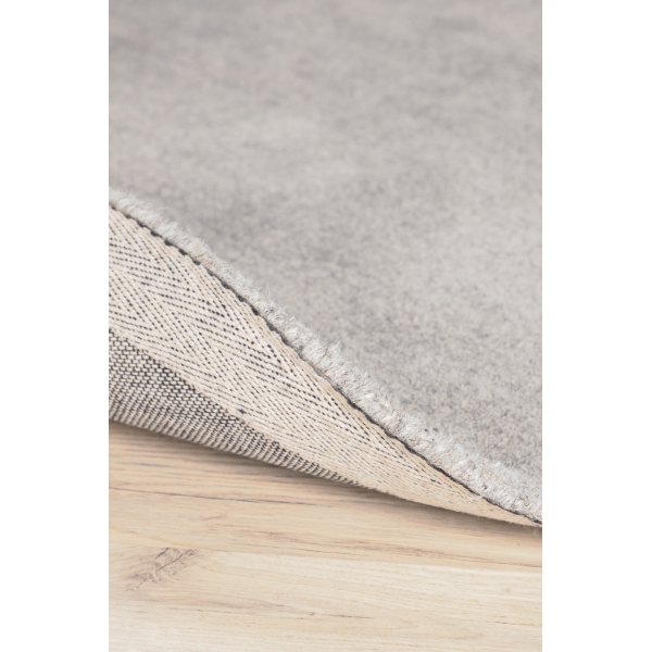 Bella ullteppe - Lysegr