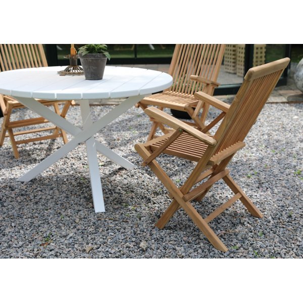 Scottsdale spisegruppe for uteplassen rundt bord med 4 stk. Saltö karmstoler - Teak/Hvit + Tekstilrens for møbler Scottsdale spisegruppe for uteplassen rundt bord med 4 stk. Saltö karmstoler - Teak/Hvit + Tekstilrens for møbler