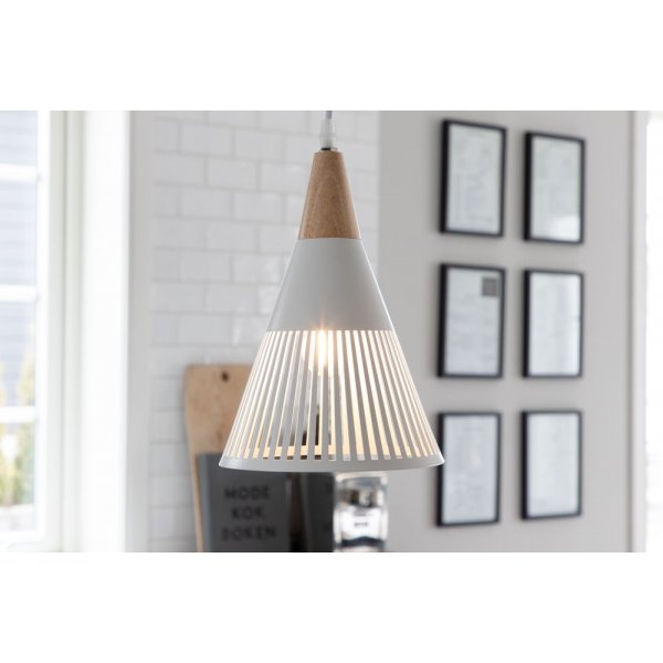 Nittsjö taklampe - Hvit Nittsjö taklampe - Hvit