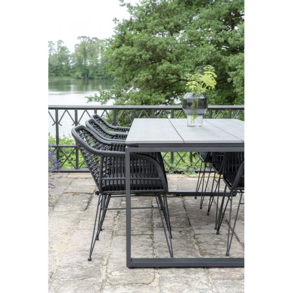 Denver spisebord - Grå/svart - 220x100 cm Denver spisebord - Grå/svart - 220x100 cm