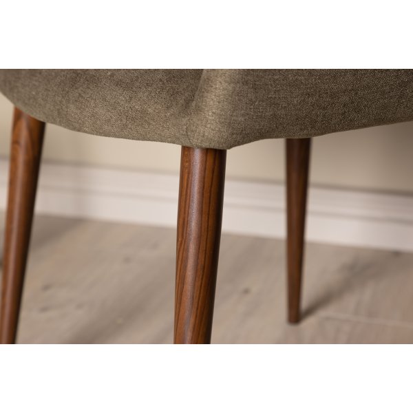 Spisestol i morgen - Brun Spisestol i morgen - Brun