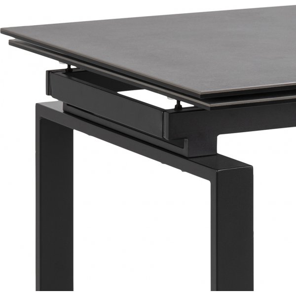 Huddersfield spisebord 120-200 cm - Sort Huddersfield spisebord 120-200 cm - Sort