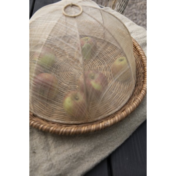 Utendørsgruppe: svart rundt spisebord Ø112 cm med 4 lenestoler Utendørsgruppe: svart rundt spisebord Ø112 cm med 4 lenestoler