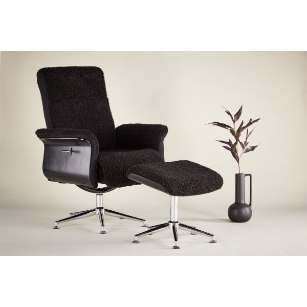 Hagn hvilestol med fotskammel - Sort / Krom + Tekstilrens for mbler