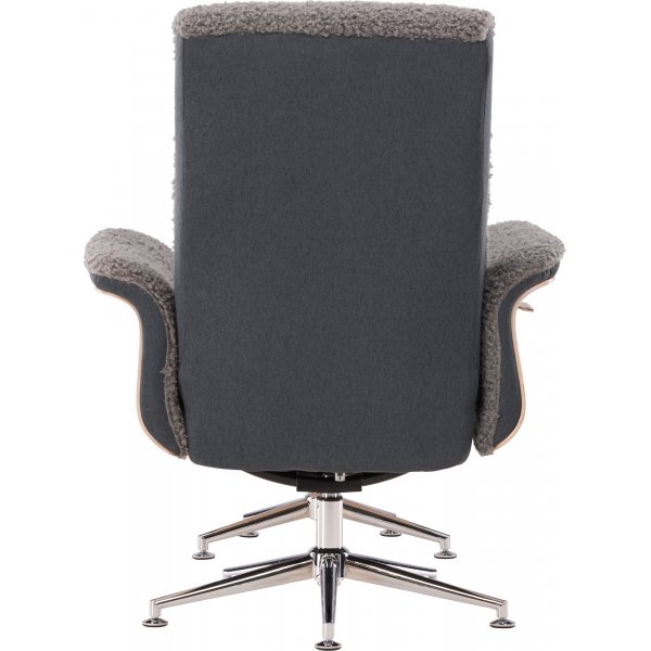 Lenestol med fotskammel - Grå saueskinnsimitasjon/hvitkalket eik Lenestol med fotskammel - Grå saueskinnsimitasjon/hvitkalket eik