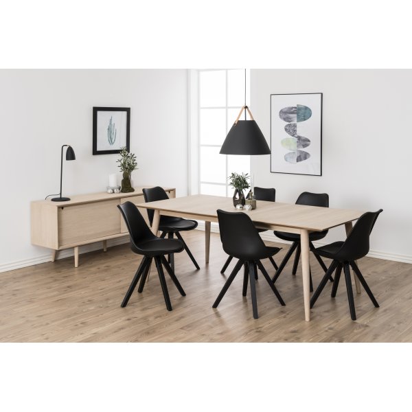 Dima spisestuestol - Sort PU Dima spisestuestol - Sort PU