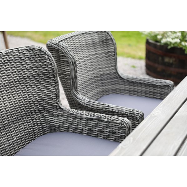 Spisegruppe Scottsdale: Bord 150 cm inkludert 4 stk. Jacksonville lenestoler i grå kunstrotting + Tekstilrens for møbler Spisegruppe Scottsdale: Bord 150 cm inkludert 4 stk. Jacksonville lenestoler i grå kunstrotting + Tekstilrens for møbler