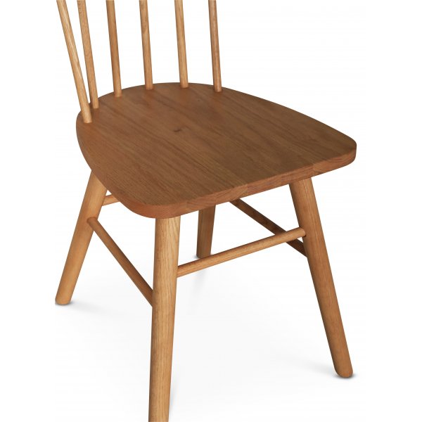PiPi spisegruppe 240 cm inkludert 8 stk. Orust pinnestol - Oljet eikefiner + 8.00 x Stolpute PiPi spisegruppe 240 cm inkludert 8 stk. Orust pinnestol - Oljet eikefiner + 8.00 x Stolpute