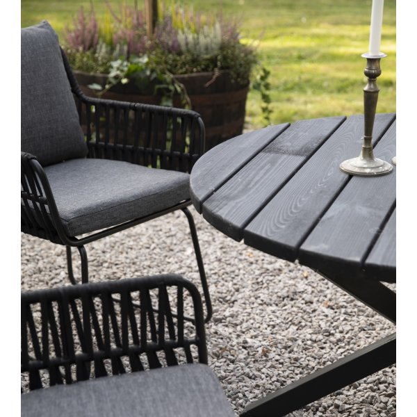 Utendørs stol med tau og grå puter Utendørs stol med tau og grå puter