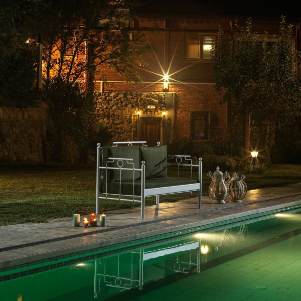 Hampus 2-seters utesofa - Hvit/grønn + Tekstilpleie for møbler Hampus 2-seters utesofa - Hvit/grønn + Tekstilpleie for møbler