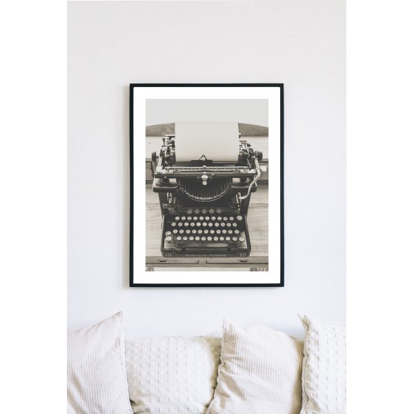 Posterworld 70x100 cm - Skrivemaskin Posterworld 70x100 cm - Skrivemaskin