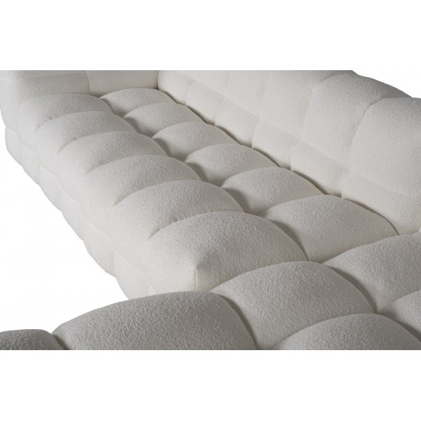 Sovesofa i et kraftig design Sovesofa i et kraftig design