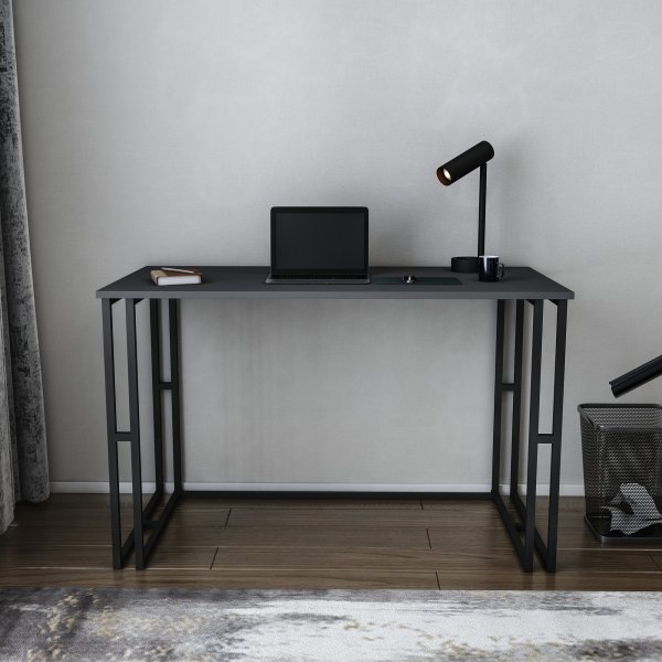 Kane skrivebord 120 x 60 cm - Sort/antrasitt Kane skrivebord 120 x 60 cm - Sort/antrasitt