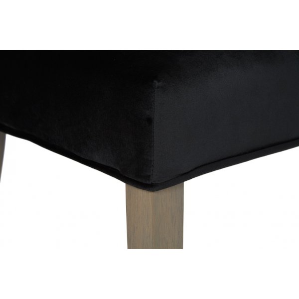 Tuva Kate Highback - Høy rygg (rygg-håndtak) Svart fløyel Tuva Kate Highback - Høy rygg (rygg-håndtak) Svart fløyel