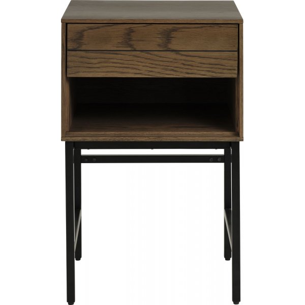 Inez nattbord med skuff i brunoljet eik - høyde 70 cm Inez nattbord med skuff i brunoljet eik - høyde 70 cm