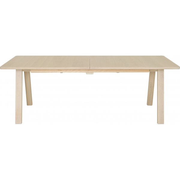 Sandholmen spisebord 220 x 100 cm - Hvitpigmentert eik Sandholmen spisebord 220 x 100 cm - Hvitpigmentert eik