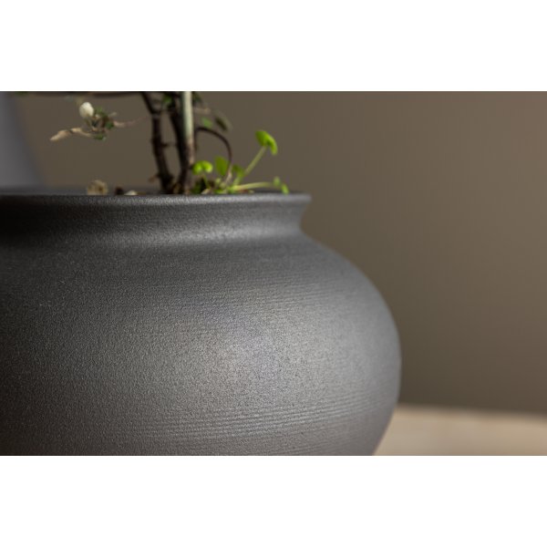 Rellis vase 18 x 18 cm - Sort Rellis vase 18 x 18 cm - Sort