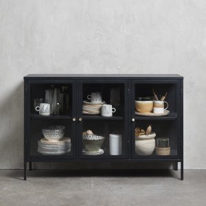 Toddy sort metallskjenk med glassdører, bredde 132 cm Toddy sort metallskjenk med glassdører, bredde 132 cm